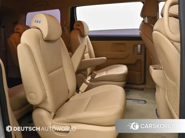 Kia The New Carnival 2018 Белый из Кореи, фото 3