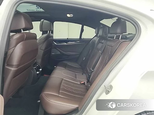 BMW 5 Series (G30) 2022 Белый из Кореи, фото 3