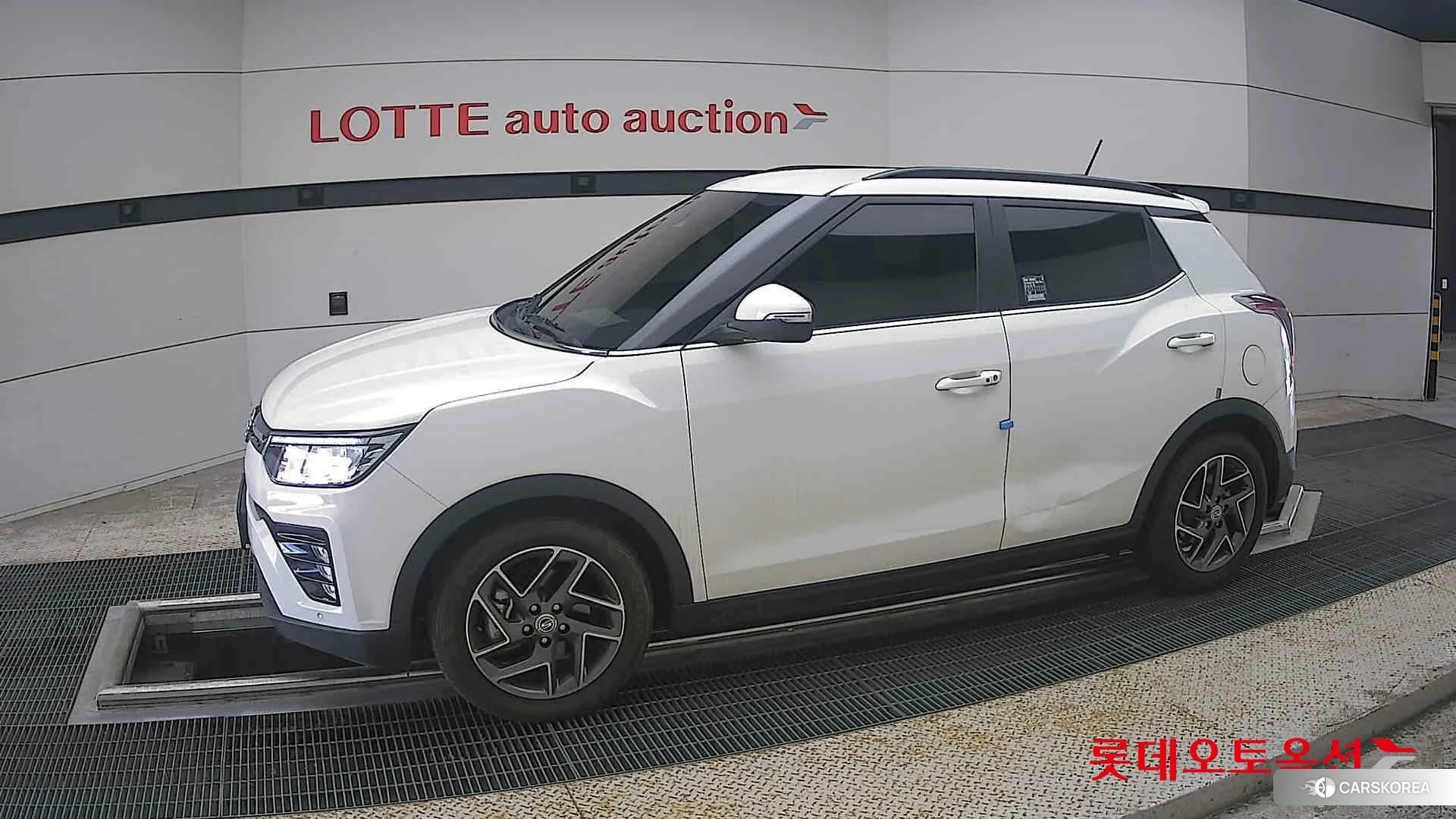 SsangYong Tivoli 2022 Grand White из Кореи, фото 3
