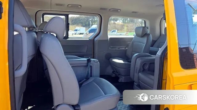 Hyundai The New Grand Starex 2019 Желтый из Кореи, фото 3