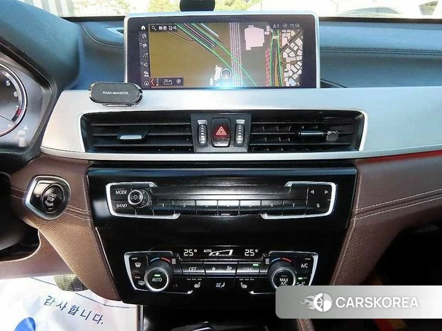 BMW X1 (F48) 2021 Белый из Кореи, фото 3