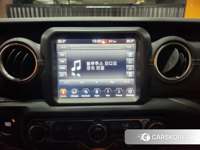 Jeep Wrangler (JL) 2021 Черный из Кореи, фото 3