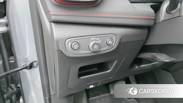 Chevrolet (GM Daewoo) The New Trail Blazer 2023 Цвет галактики из Кореи, фото 3