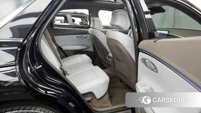 Genesis GV70 2025 Черный из Кореи, фото 3