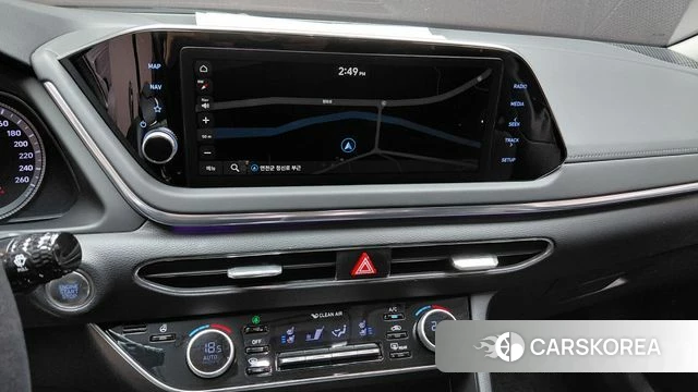 Hyundai Sonata (DN8) 2022 Серебристо-серый из Кореи, фото 3