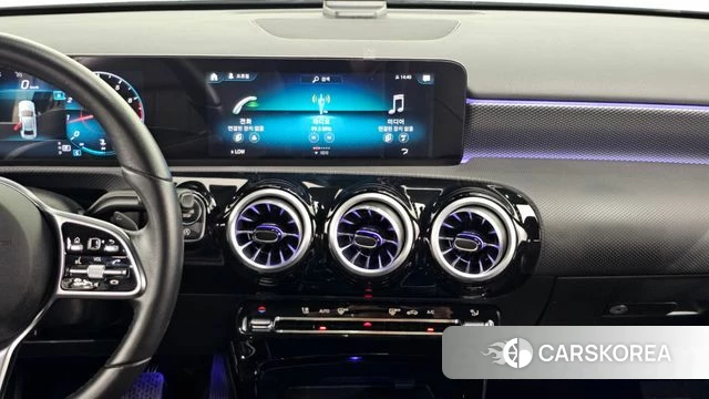Mercedes-Benz A-Class W177 2021 Черный из Кореи, фото 3