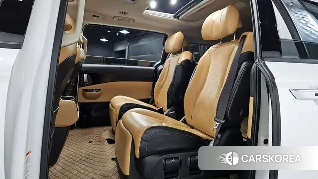 Kia Carnival 4th generation 2020 Белый из Кореи, фото 3