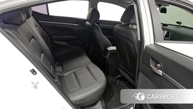 Hyundai Avante AD 2018 Белый из Кореи, фото 3