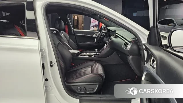 Genesis The New G70 2021 Белый из Кореи, фото 3