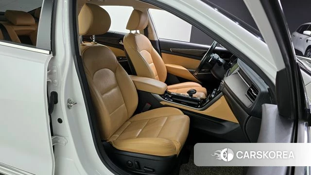 Kia K7 Premier 2019 Белый из Кореи, фото 3