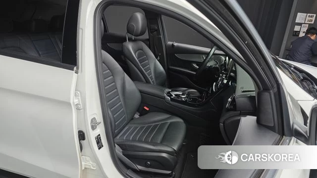 Mercedes-Benz GLC-Class X253 2018 Белый из Кореи, фото 3