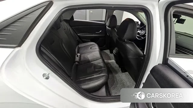 Hyundai Avante (CN7) 2022 Белый из Кореи, фото 3