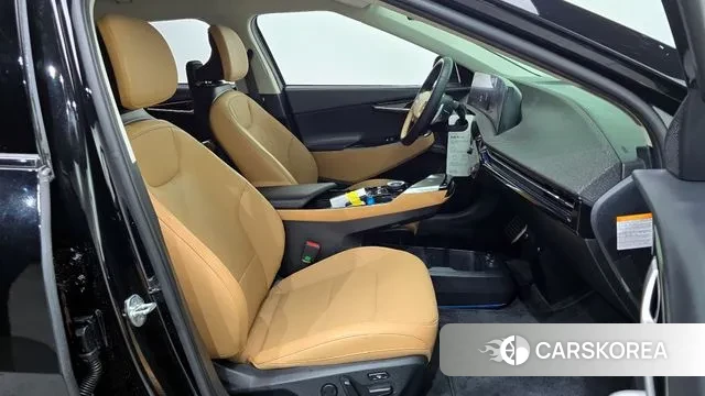 Kia EV6 2022 Черный из Кореи, фото 3