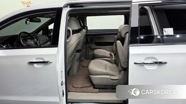 Kia The New Carnival 2019 Белый из Кореи, фото 3