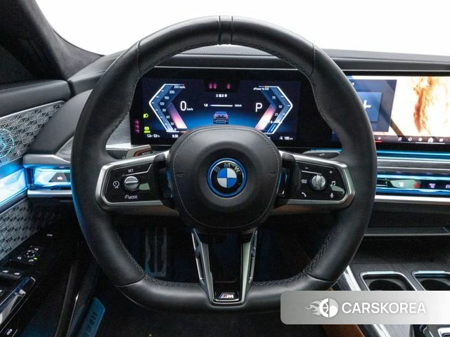 BMW i7 (G70) id 4308524 из Кореи 3