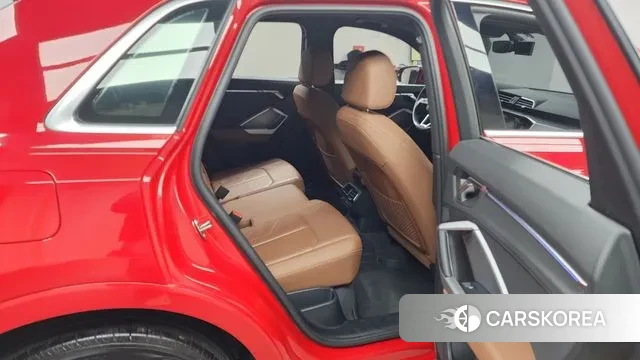 Audi Q3 (F3) 2020 Красный из Кореи, фото 3