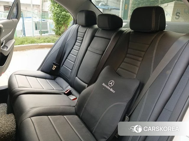 Mercedes-Benz E-Class W213 2018 Белый из Кореи, фото 3