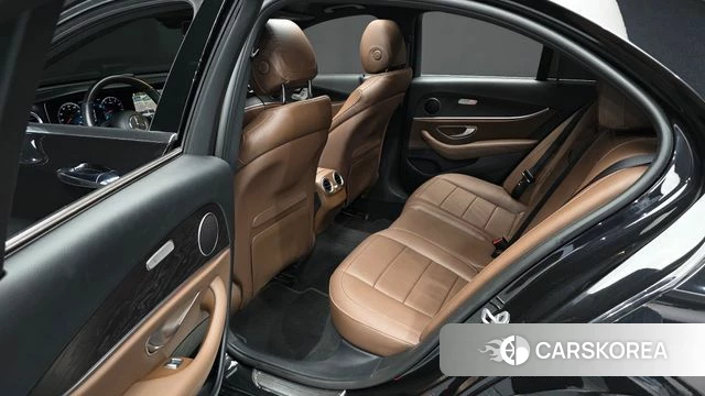Mercedes-Benz E-Class W213 2022 Черный из Кореи, фото 3