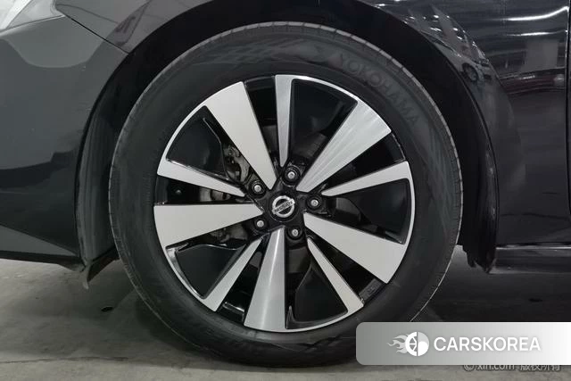 Nissan Teana 2022 Черный из Китая, фото 3
