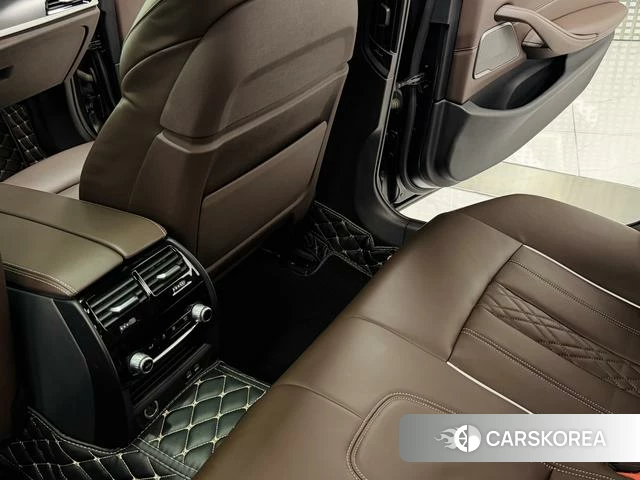 BMW 5 series (imported) 2022 Черный из Китая, фото 3