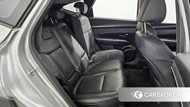 Hyundai Tucson (NX4) 2021 Серебряный из Кореи, фото 3