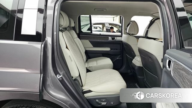 Hyundai Santa Fe (MX5) 2024 Серый из Кореи, фото 3