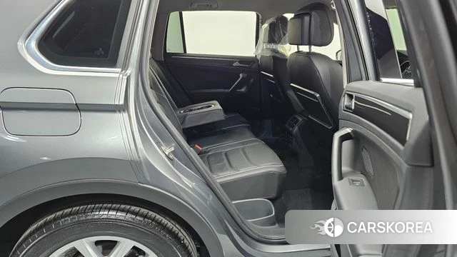 Volkswagen Tiguan second Generation 2020 Серый из Кореи, фото 3