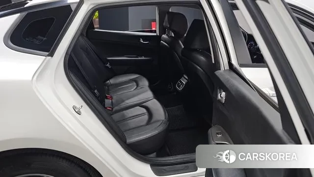 Kia The New K5 2nd generation 2018 Белый из Кореи, фото 3