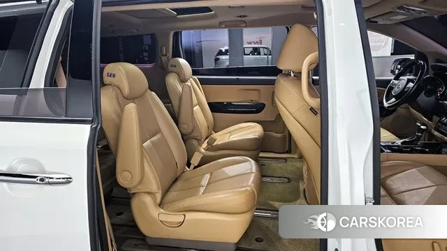 Kia The New Carnival 2018 Белый из Кореи, фото 3