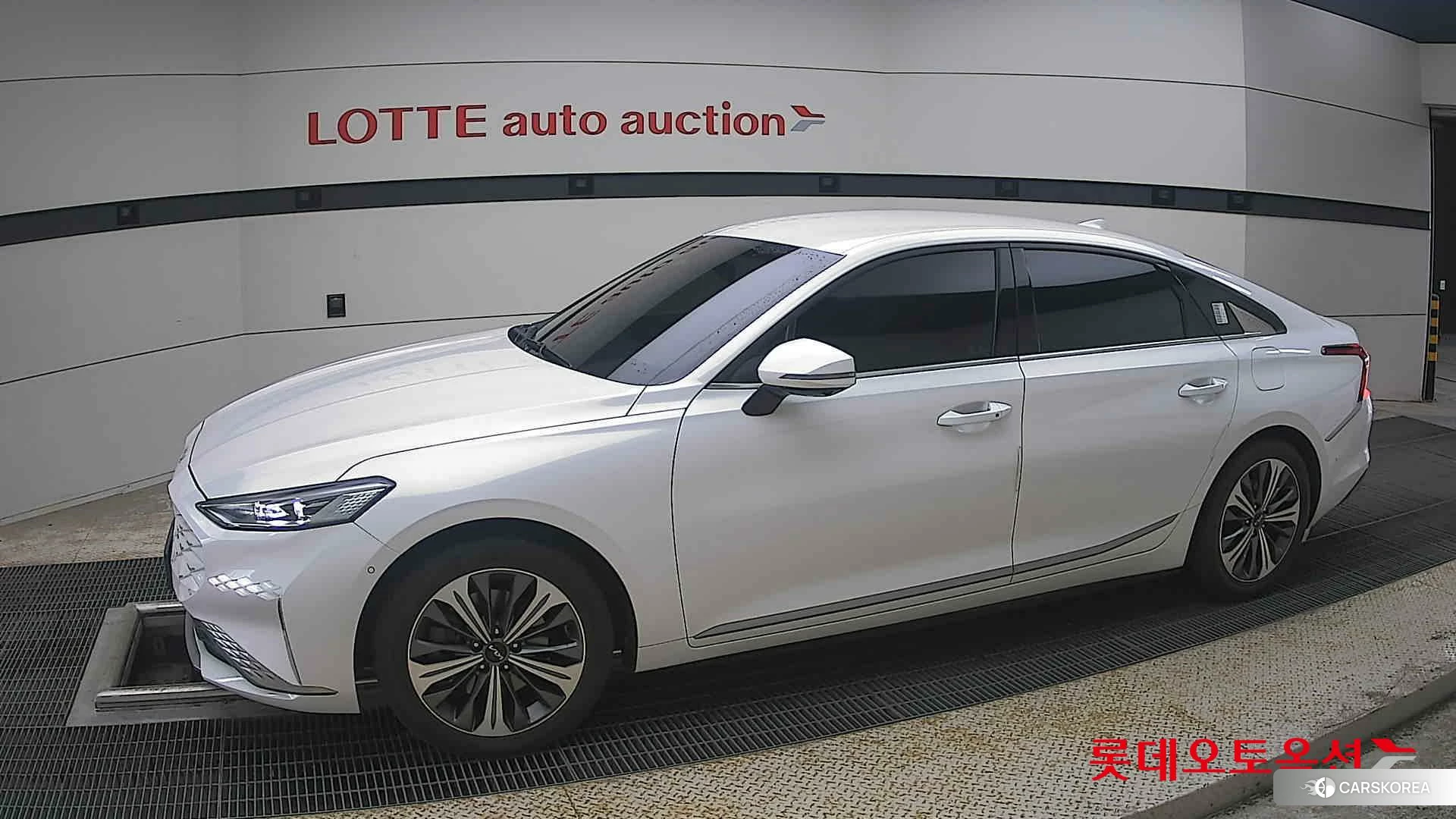 Kia K8 2022 Белый из Кореи, фото 3