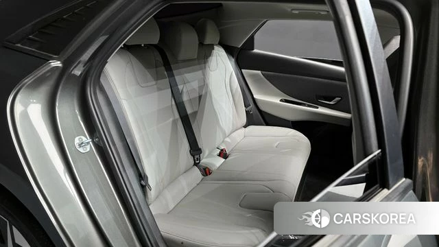 Hyundai Avante (CN7) 2021 Серый из Кореи, фото 3