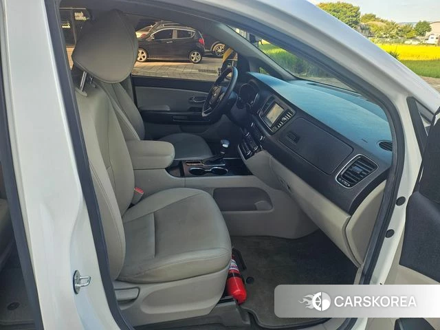 Kia The New Carnival 2018 Белый из Кореи, фото 3