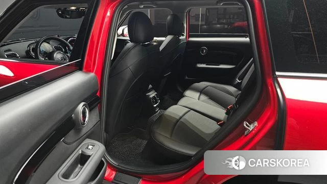 Mini Cooper Clubman 2023 Красный из Кореи, фото 3