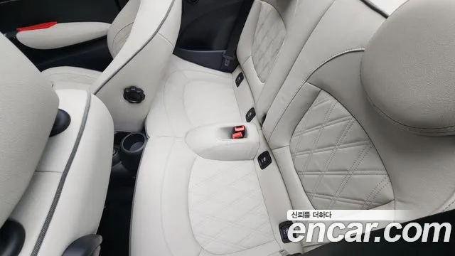 Mini Cooper S Convertible 2023 Красный из Кореи, фото 3