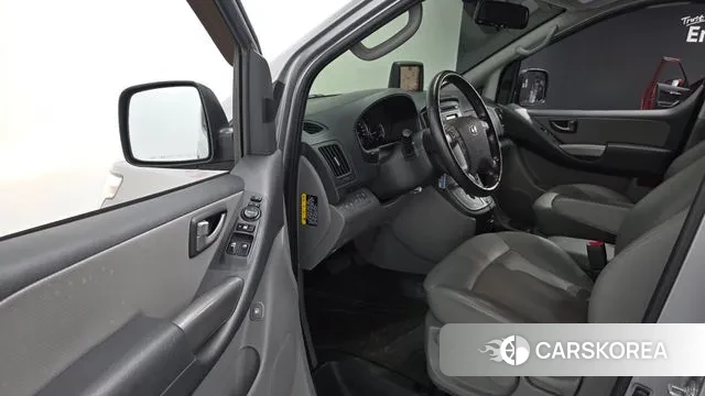 Hyundai The New Grand Starex 2021 Серебряный из Кореи, фото 3