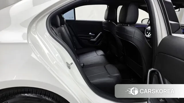 Mercedes-Benz A-Class W177 2020 Белый из Кореи, фото 3