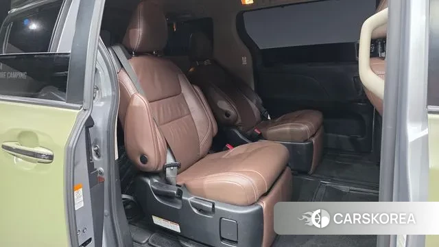 Toyota Sienna 2018 Светло-зеленый из Кореи, фото 3