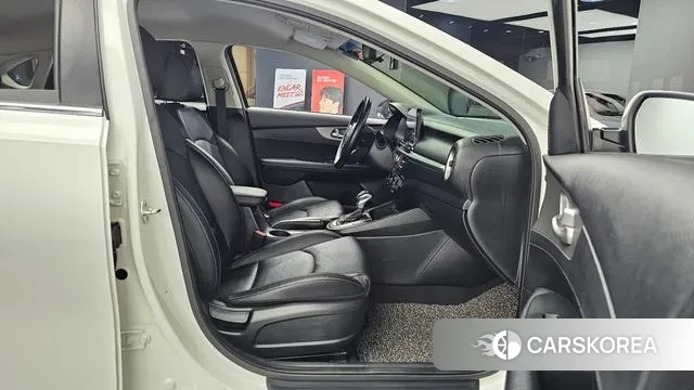 Kia Come New K3 2018 Белый из Кореи, фото 3
