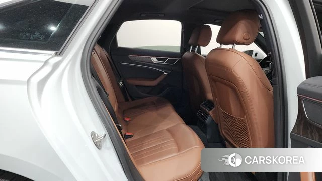 Audi A6 (C8) 2020 Белый из Кореи, фото 3