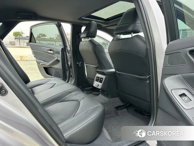 Toyota Asian dragon 2024 Серебристо-серый из Китая, фото 3