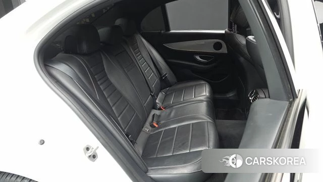 Mercedes-Benz E-Class W213 2020 Белый из Кореи, фото 3