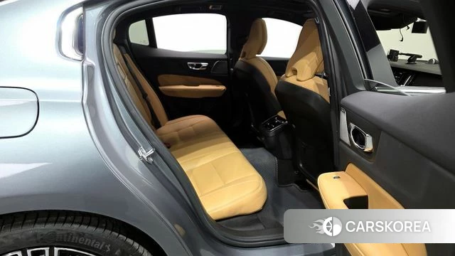 Volvo S60 3rd generation 2021 Серый из Кореи, фото 3