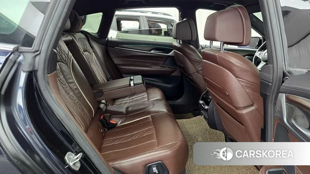 BMW 6 Series GT (G32) 2021 Черный из Кореи, фото 3