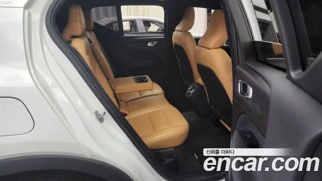 Volvo XC40 id 2659428 из Кореи 3