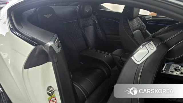 Bentley Continental GT 3rd Generation 2019 Белый из Кореи, фото 3