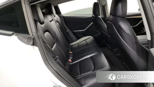 Tesla Model 3 2021 Белый из Кореи, фото 3