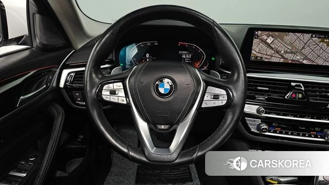 BMW 5 Series (G30) 2020 Белый из Кореи, фото 3