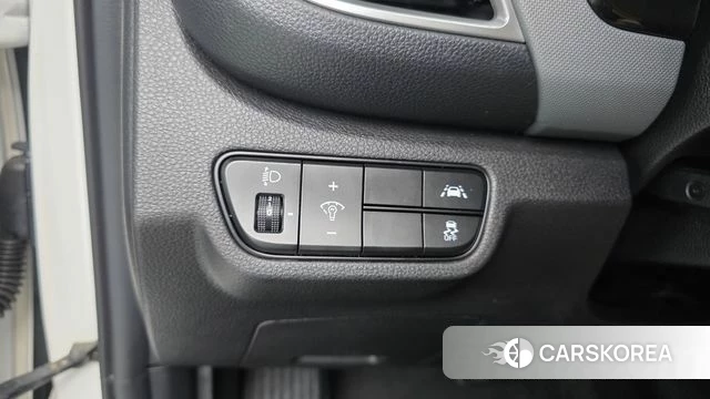 Kia Seltos 2022 Белый из Кореи, фото 3
