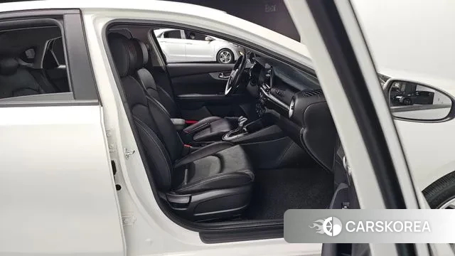Kia Come New K3 2021 Белый из Кореи, фото 3