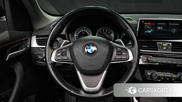 BMW X1 (F48) 2022 Черный из Кореи, фото 3